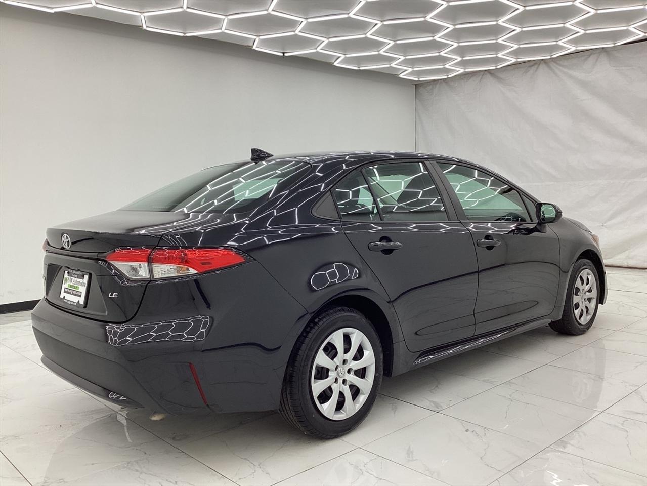 Toyota Corolla LE CVT (Natl) 2022