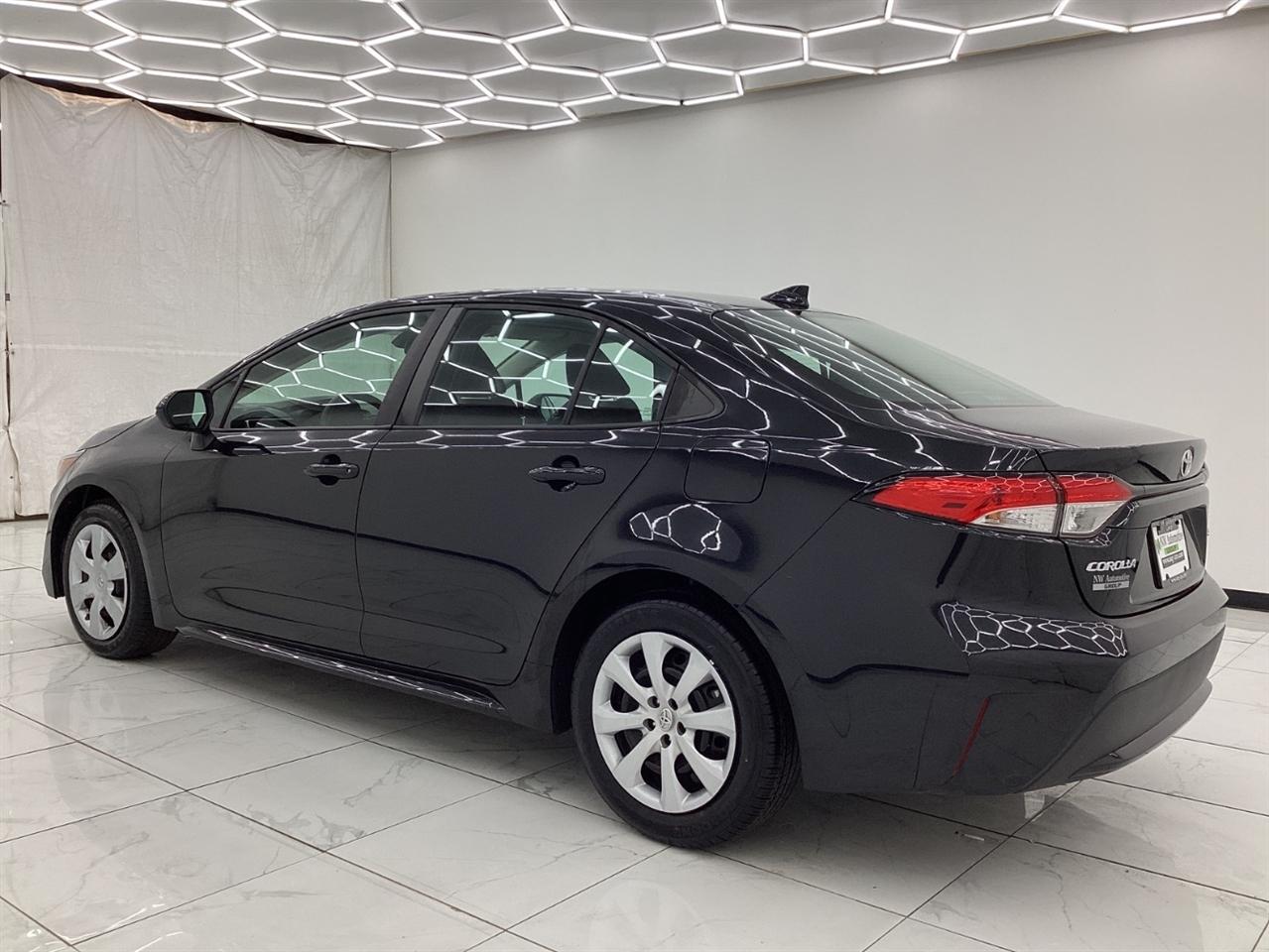 Toyota Corolla LE CVT (Natl) 2022
