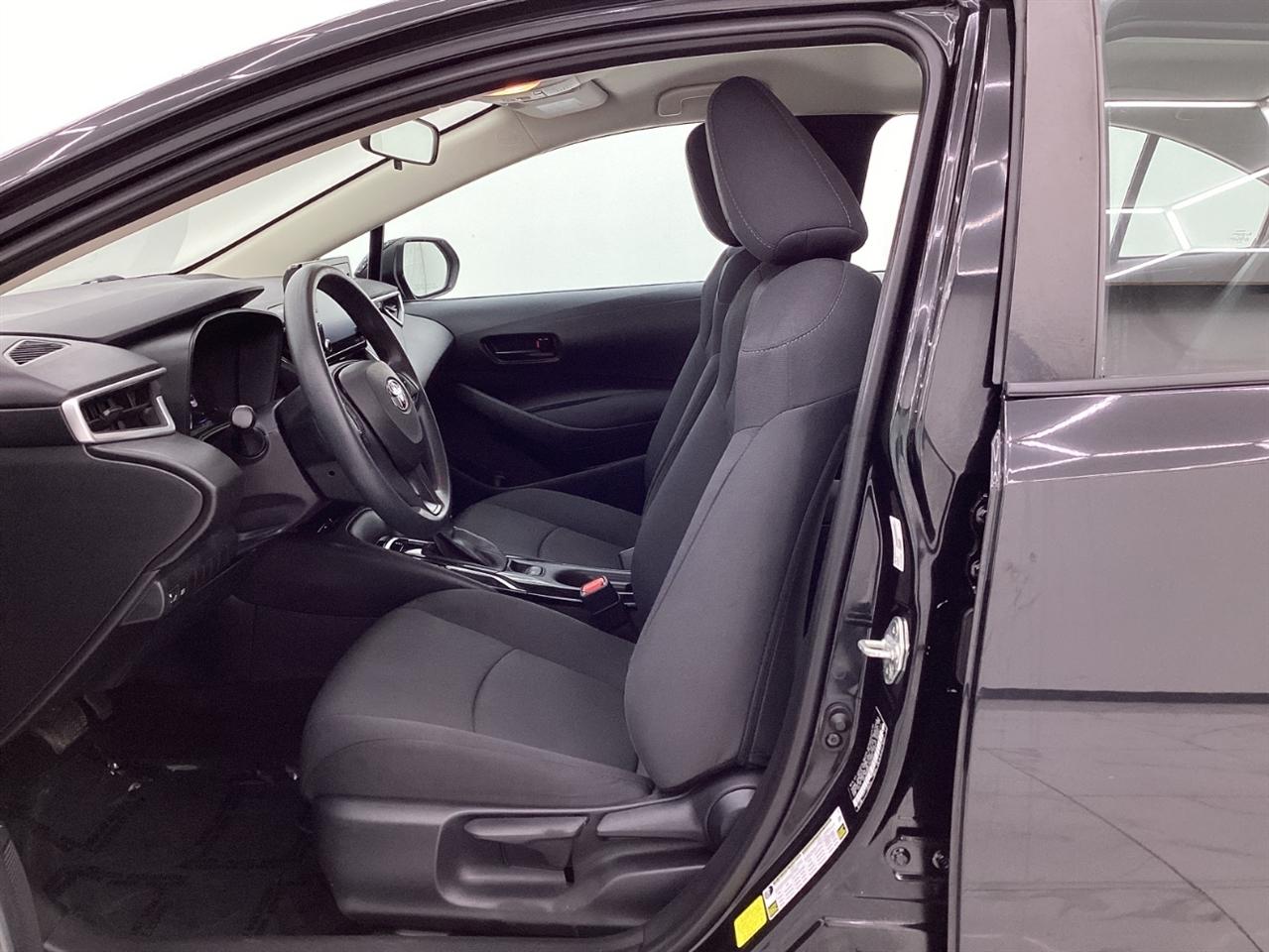 Toyota Corolla LE CVT (Natl) 2022