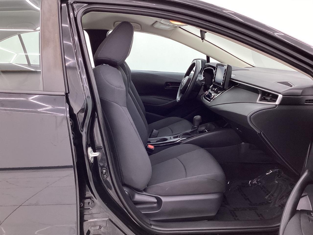 Toyota Corolla LE CVT (Natl) 2022