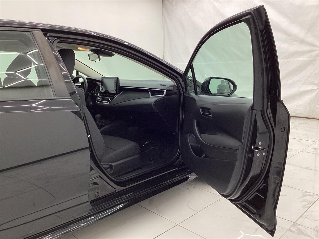 Toyota Corolla LE CVT (Natl) 2022