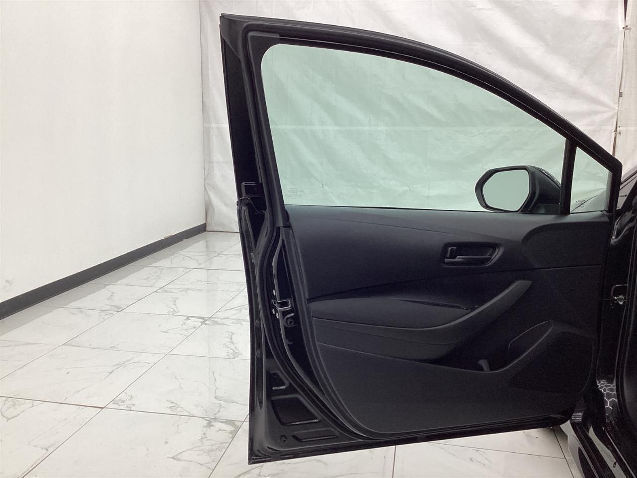Toyota Corolla LE CVT (Natl) 2022