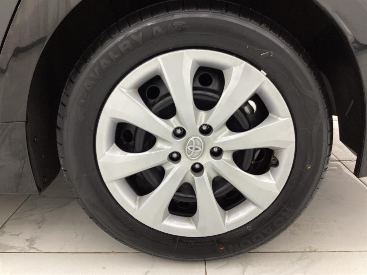 Toyota Corolla LE CVT (Natl) 2022