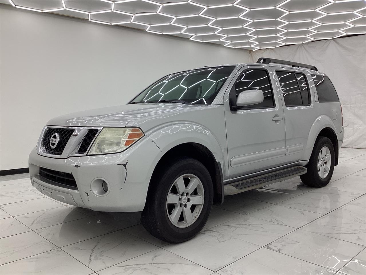Nissan Pathfinder 4WD 4dr V6 SV 2011