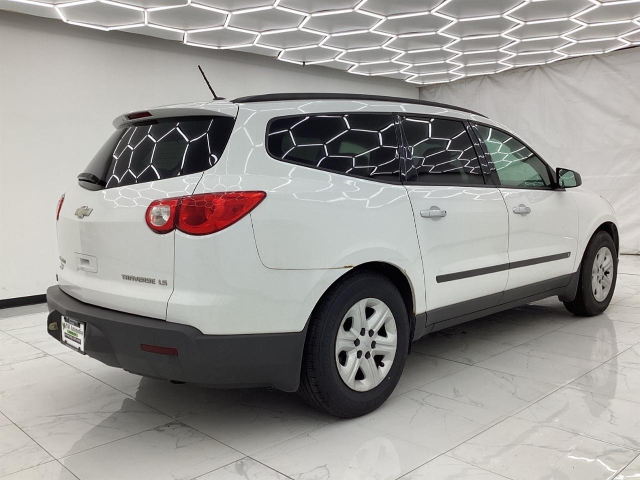 Chevrolet Traverse FWD 4dr LS 2009