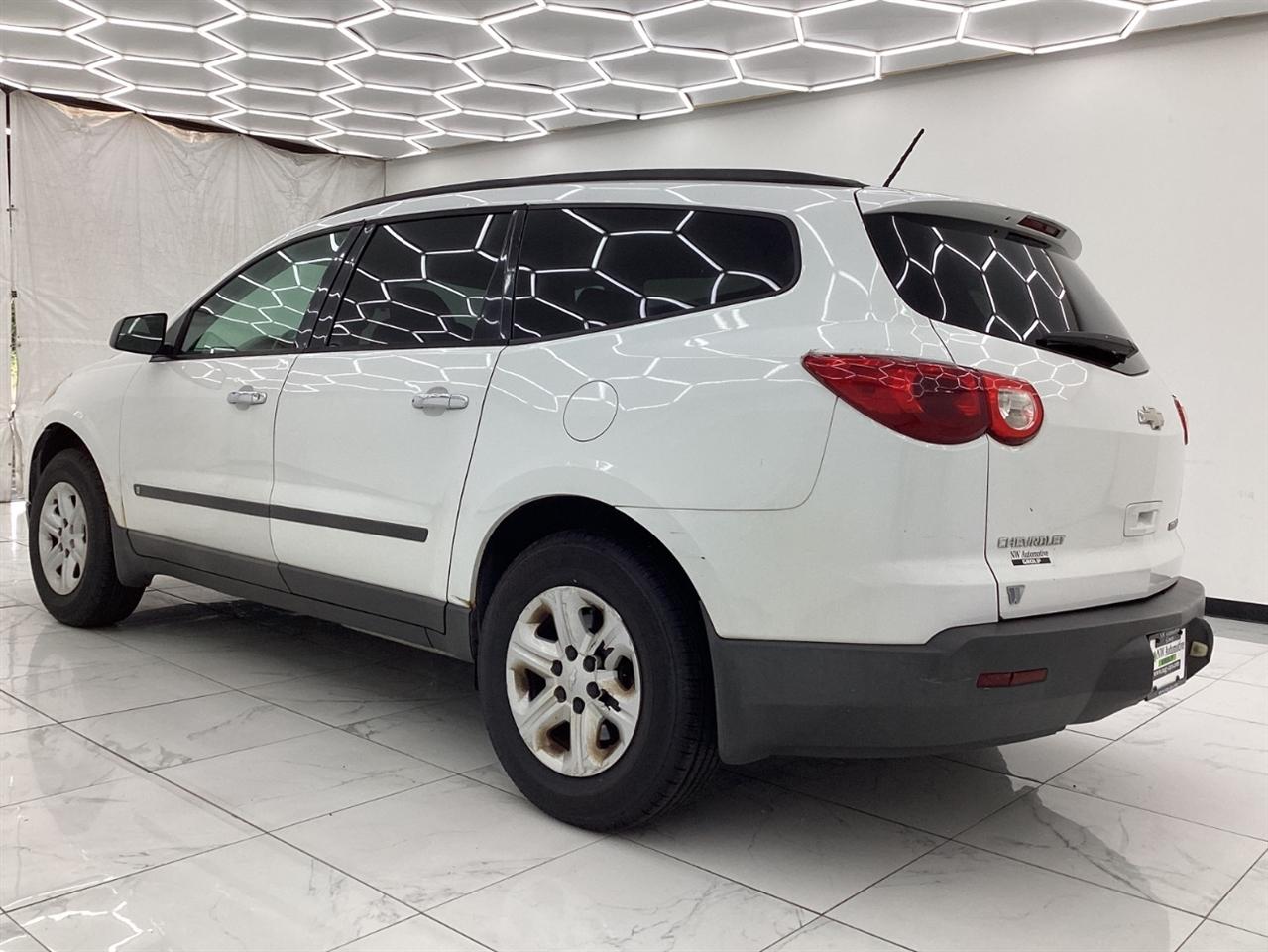 Chevrolet Traverse FWD 4dr LS 2009