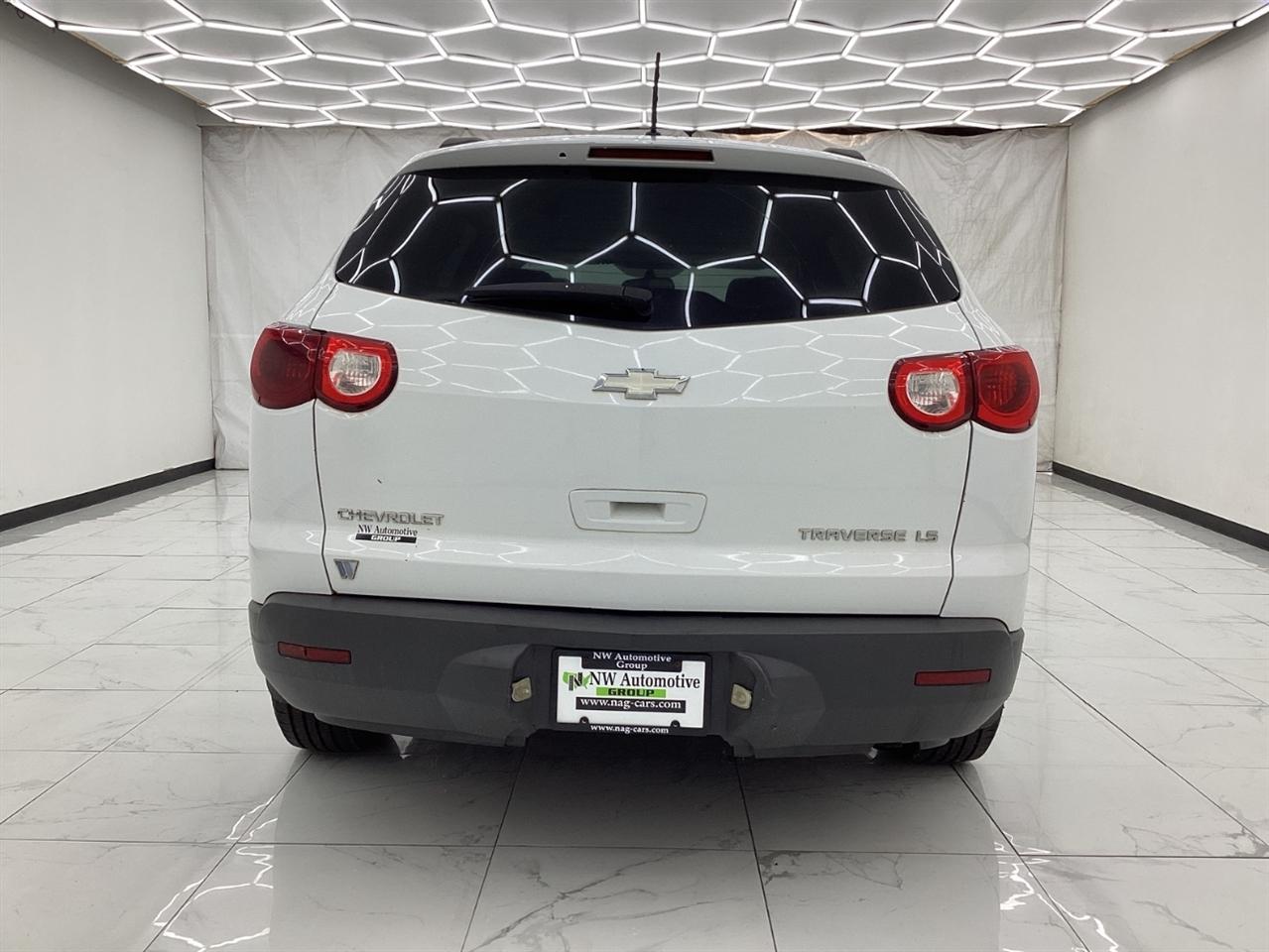Chevrolet Traverse FWD 4dr LS 2009