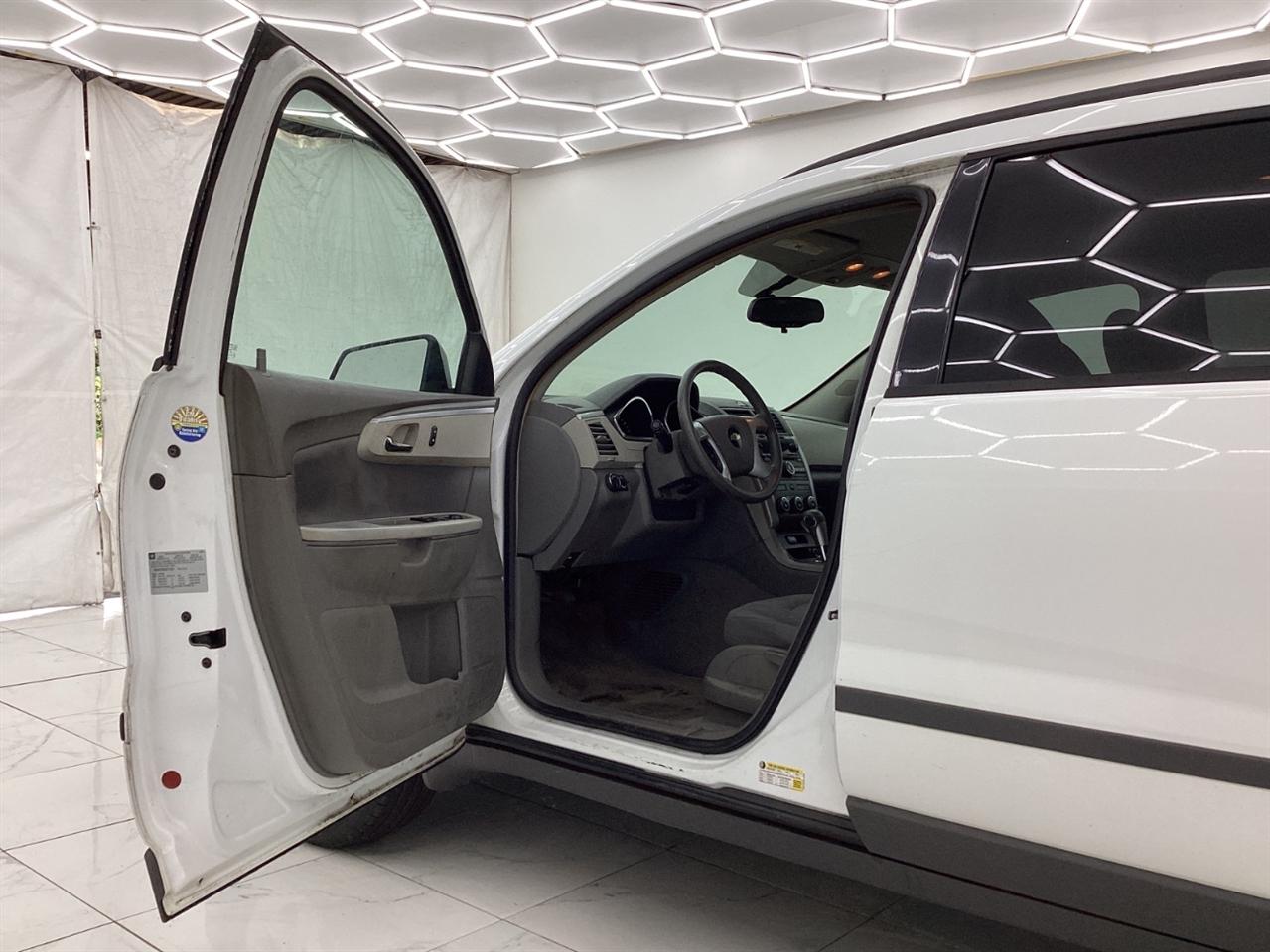 Chevrolet Traverse FWD 4dr LS 2009