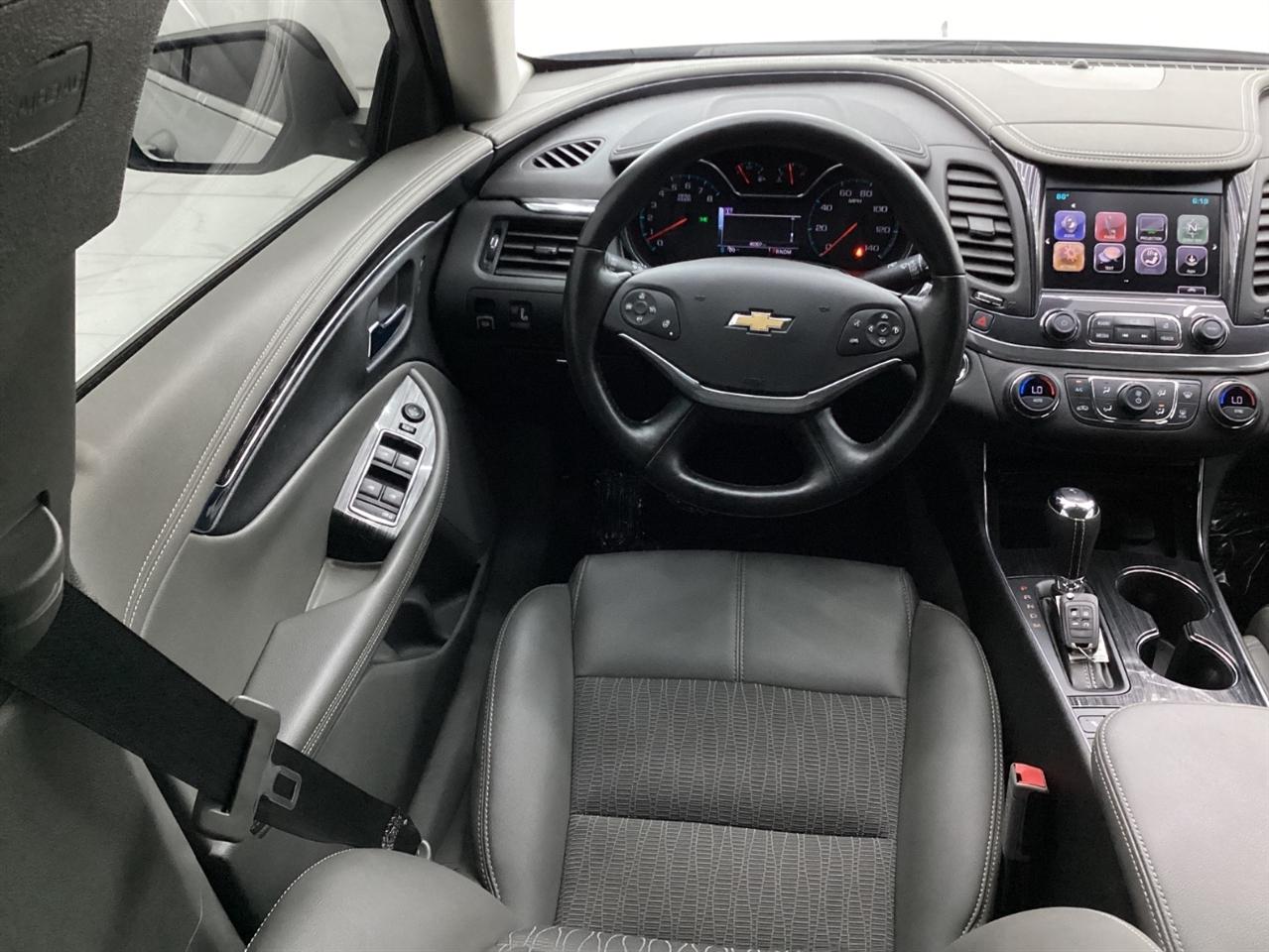 Chevrolet Impala 4dr Sdn LT w/1LT 2018