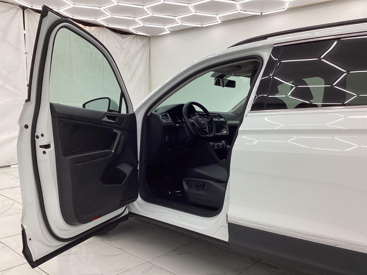 Volkswagen Tiguan 2.0T SEL 4MOTION 2018