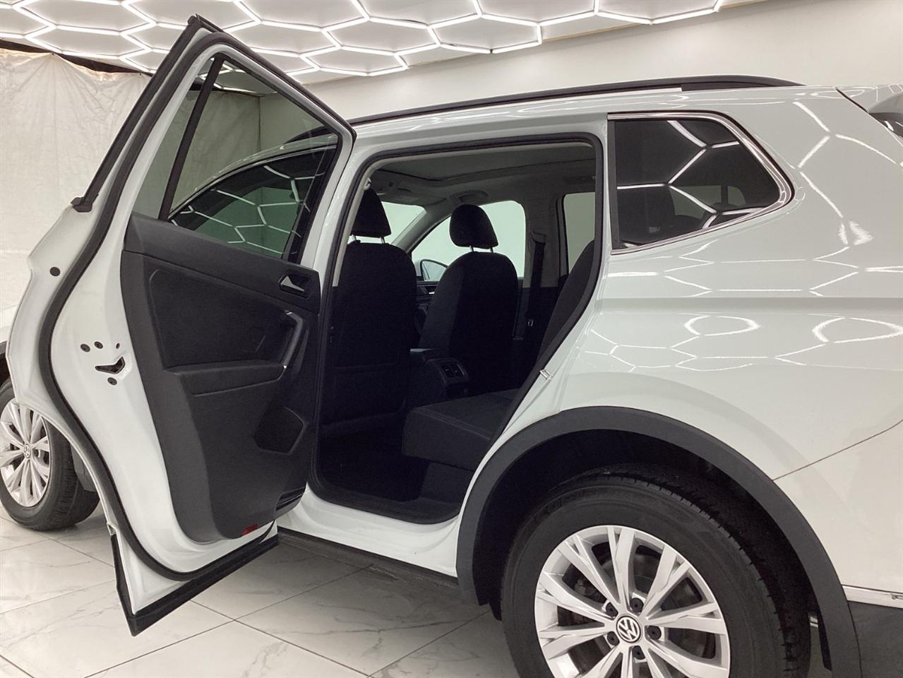 Volkswagen Tiguan 2.0T SEL 4MOTION 2018
