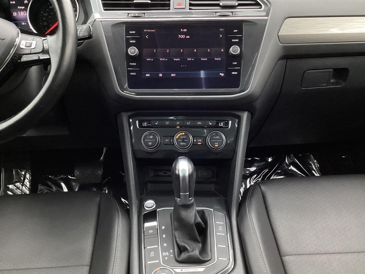Volkswagen Tiguan 2.0T SEL 4MOTION 2018