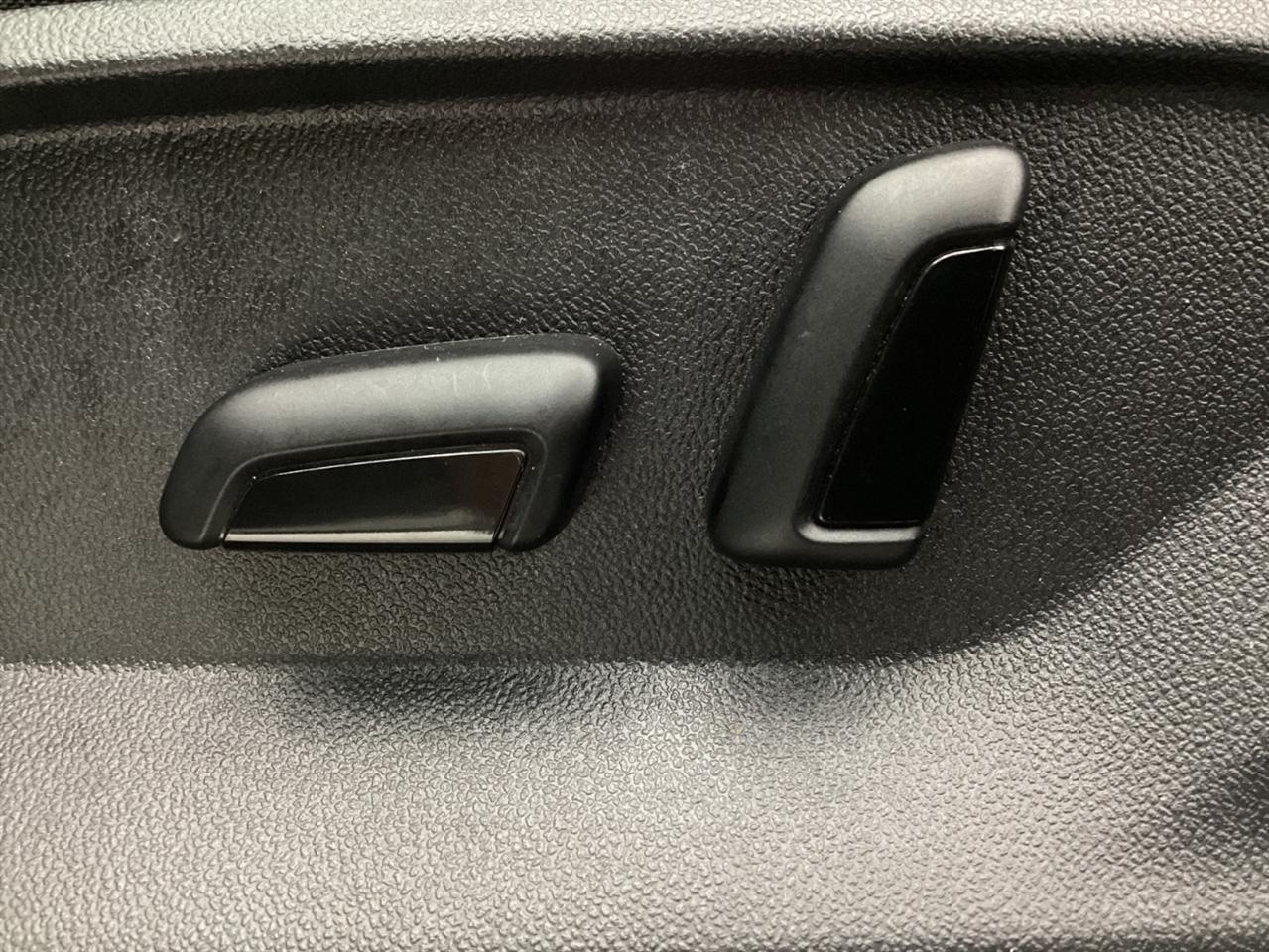 Volkswagen Tiguan 2.0T SEL 4MOTION 2018