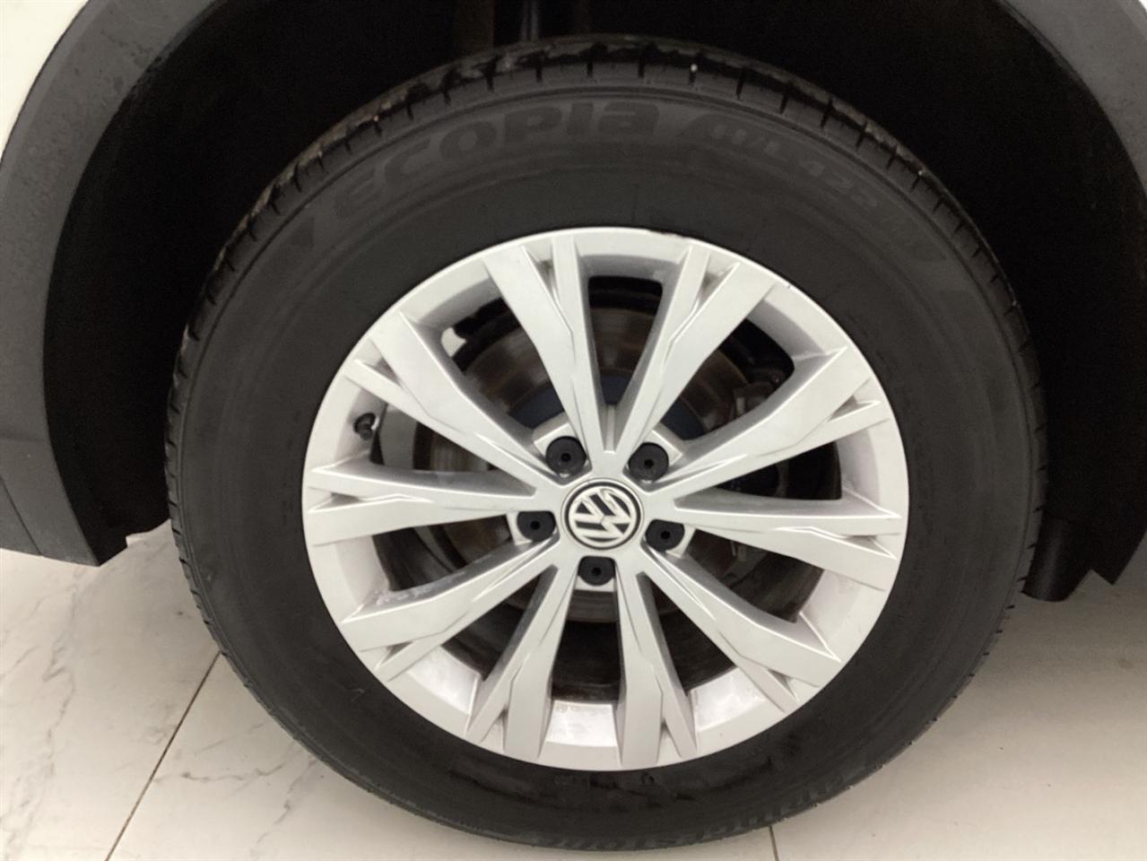 Volkswagen Tiguan 2.0T SEL 4MOTION 2018