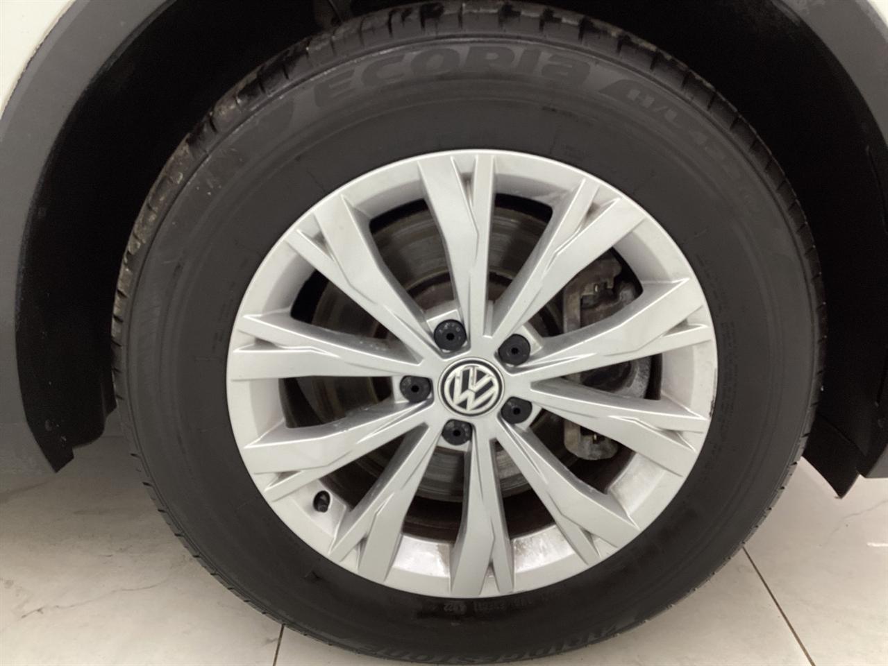 Volkswagen Tiguan 2.0T SEL 4MOTION 2018