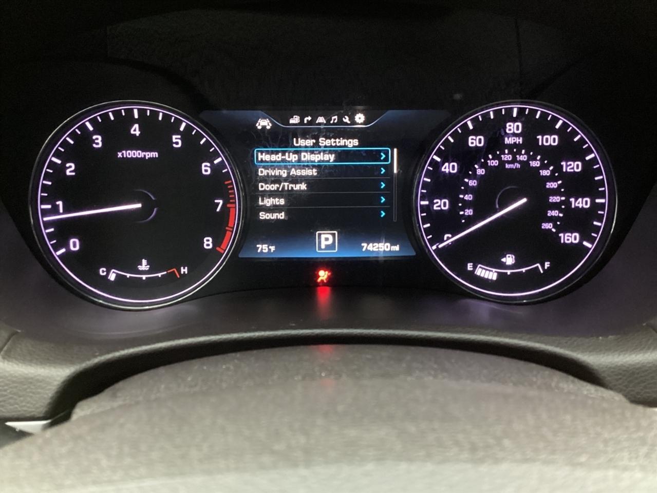 Hyundai Genesis 4dr Sdn V8 5.0L RWD 2015