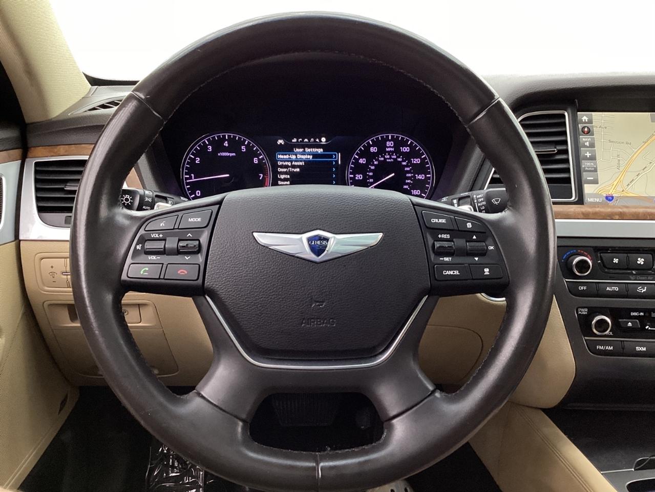 Hyundai Genesis 4dr Sdn V8 5.0L RWD 2015