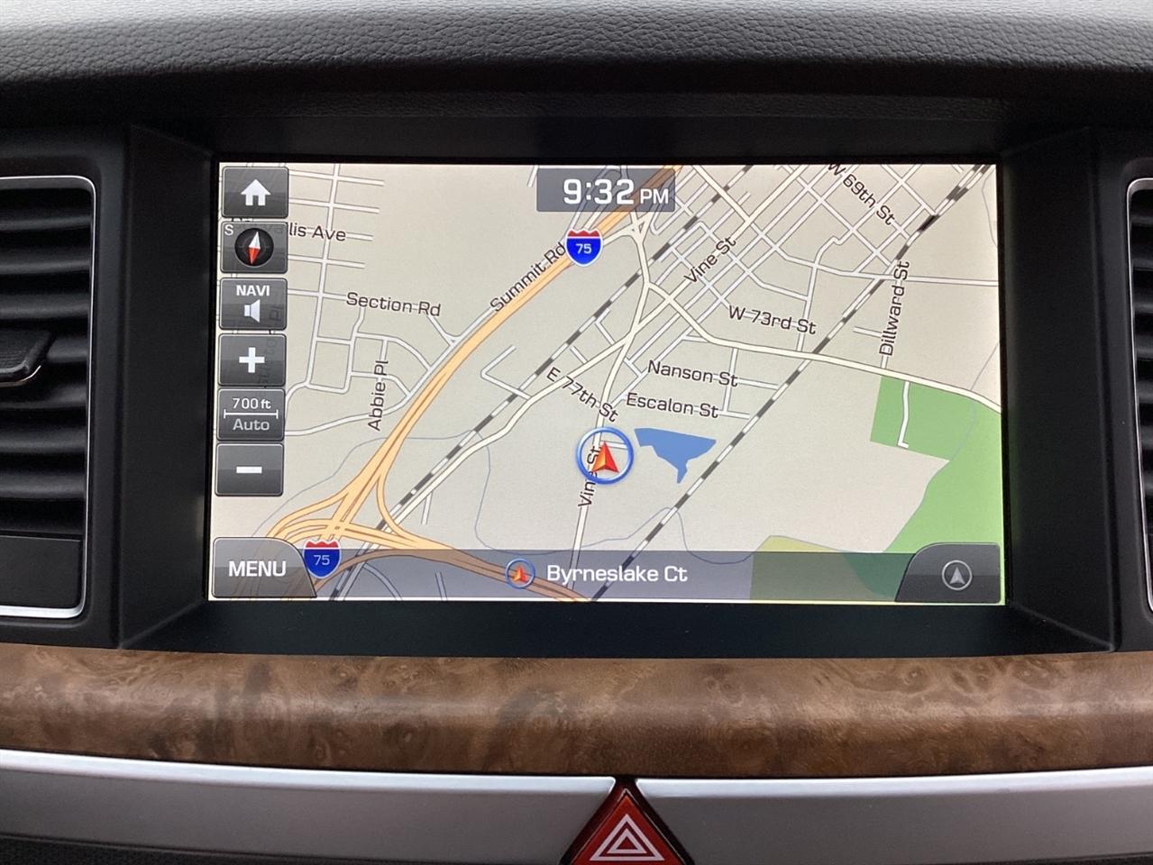 Hyundai Genesis 4dr Sdn V8 5.0L RWD 2015