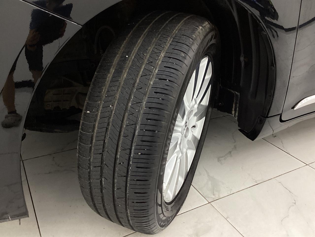 Toyota Sienna 5dr 7-Pass Van LE AWD (Natl) 2015