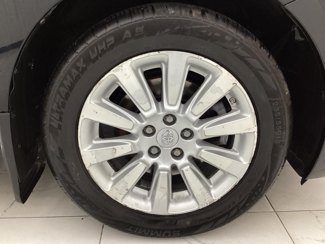 Toyota Sienna 5dr 7-Pass Van LE AWD (Natl) 2015