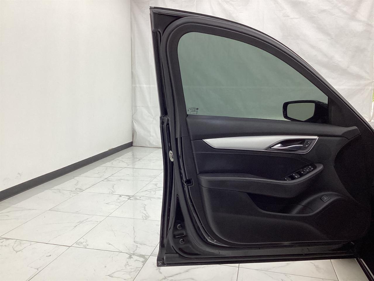 Cadillac CT5 4dr Sdn Luxury 2021