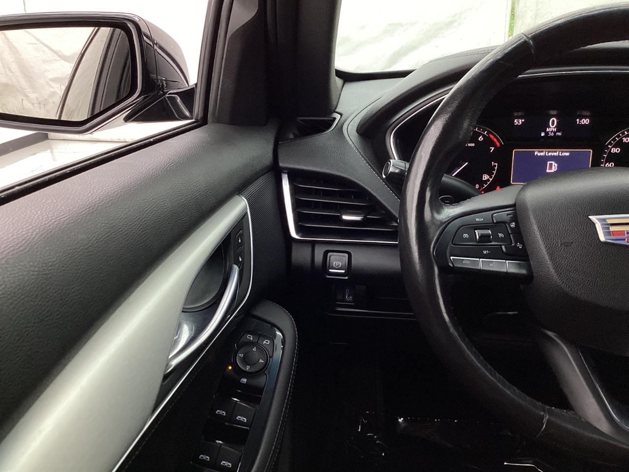 Cadillac CT5 4dr Sdn Luxury 2021