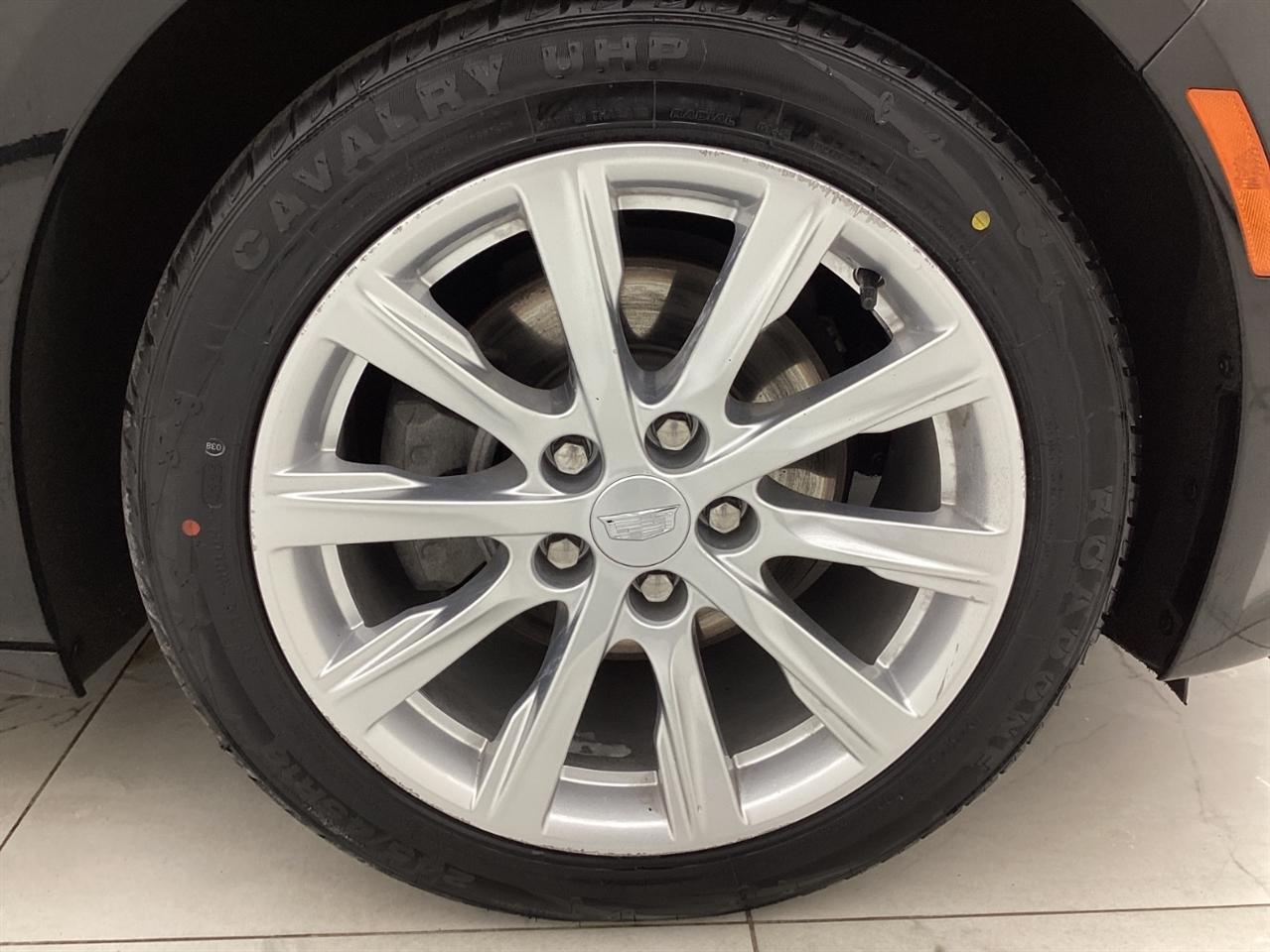 Cadillac CT5 4dr Sdn Luxury 2021