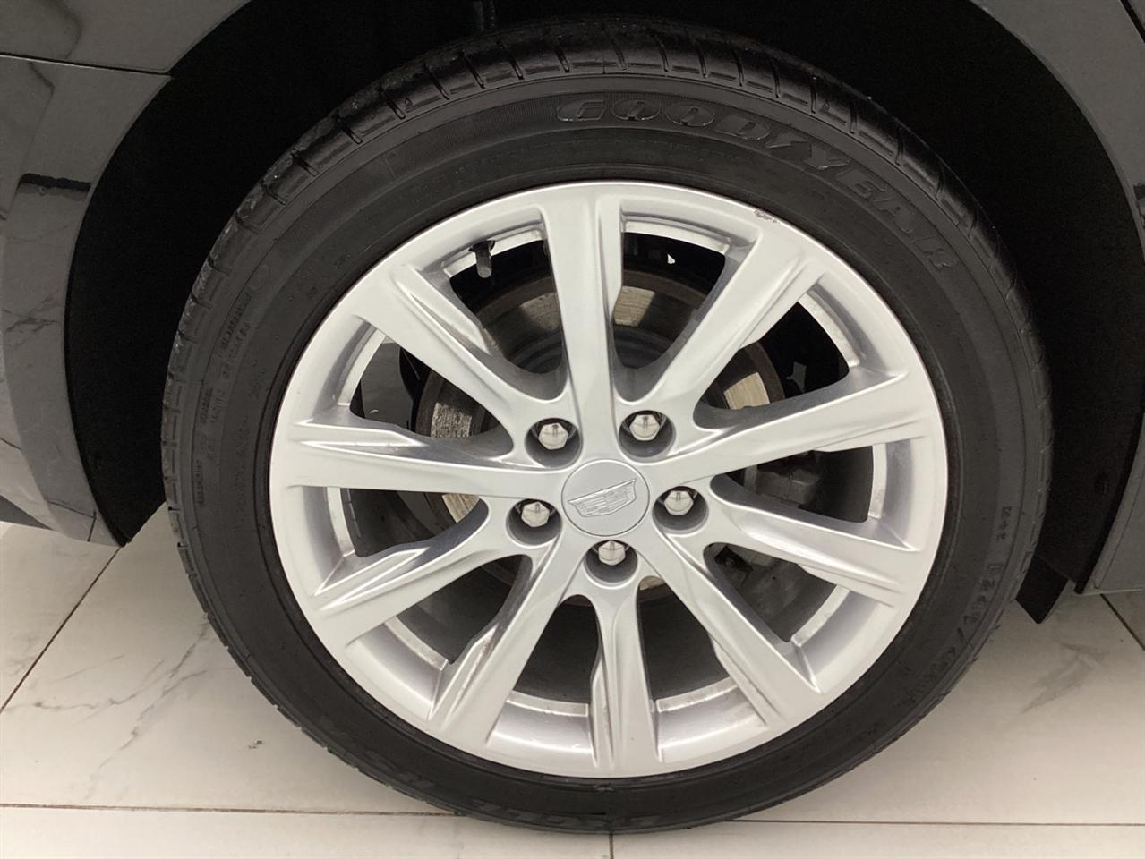 Cadillac CT5 4dr Sdn Luxury 2021