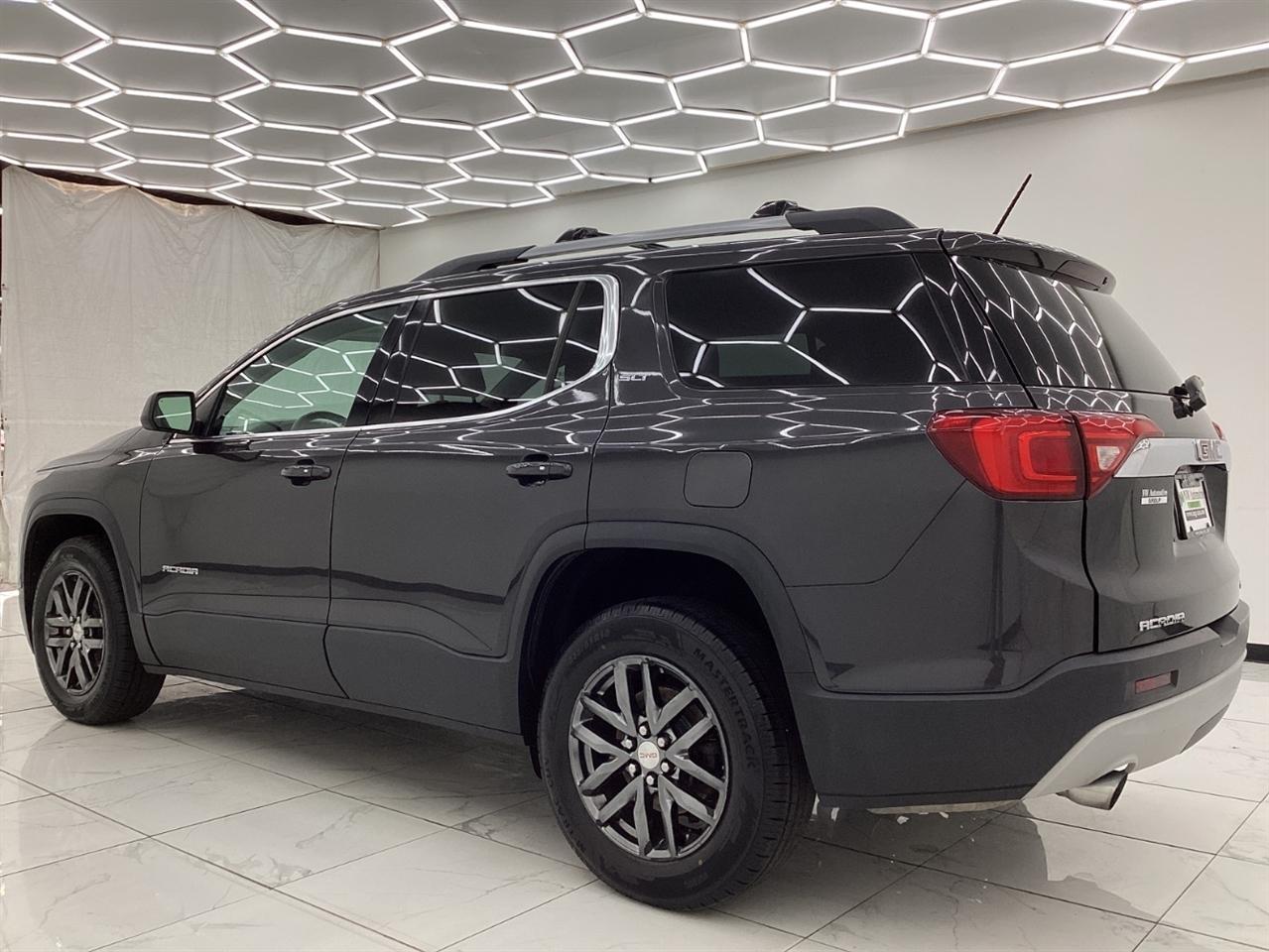GMC Acadia AWD 4dr SLT w/SLT-1 2017