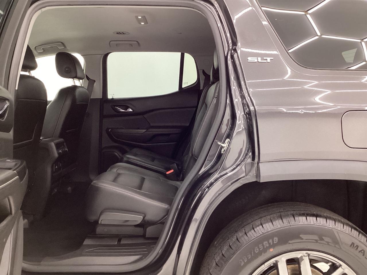 GMC Acadia AWD 4dr SLT w/SLT-1 2017