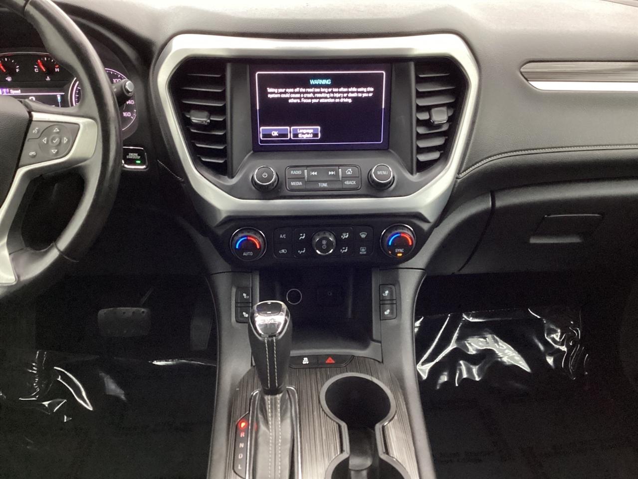 GMC Acadia AWD 4dr SLT w/SLT-1 2017