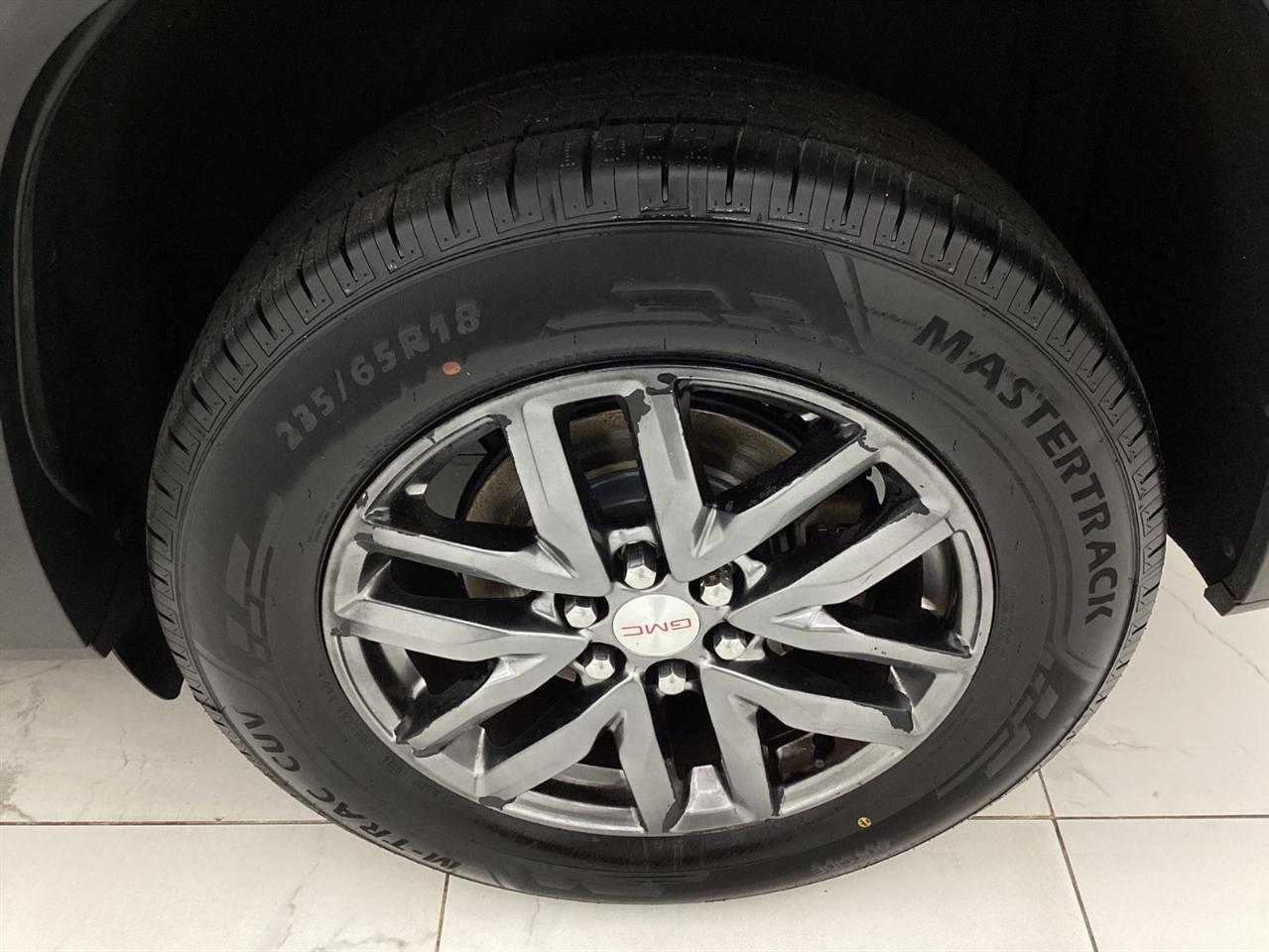 GMC Acadia AWD 4dr SLT w/SLT-1 2017