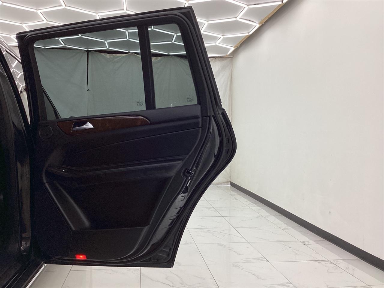 Mercedes-Benz GLS GLS 450 4MATIC SUV 2018