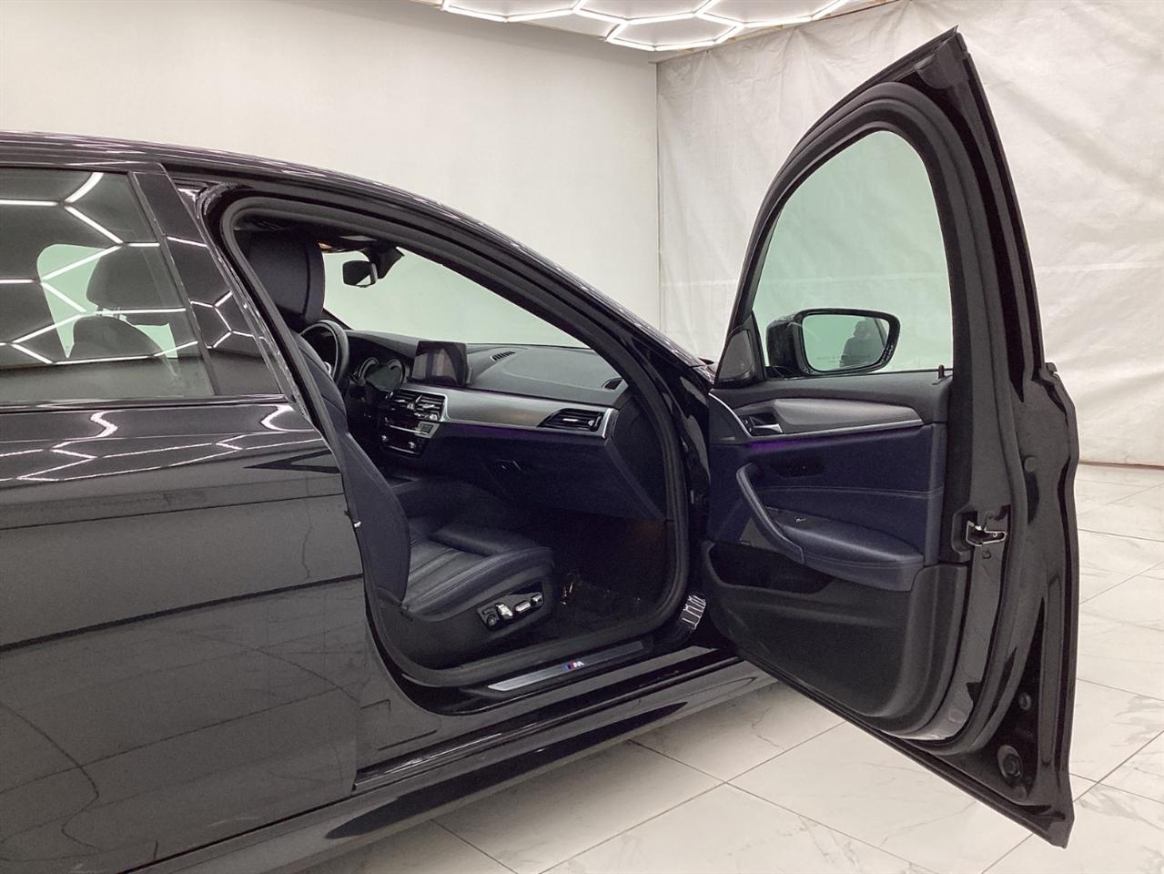 BMW 5 Series 540i xDrive Sedan 2019