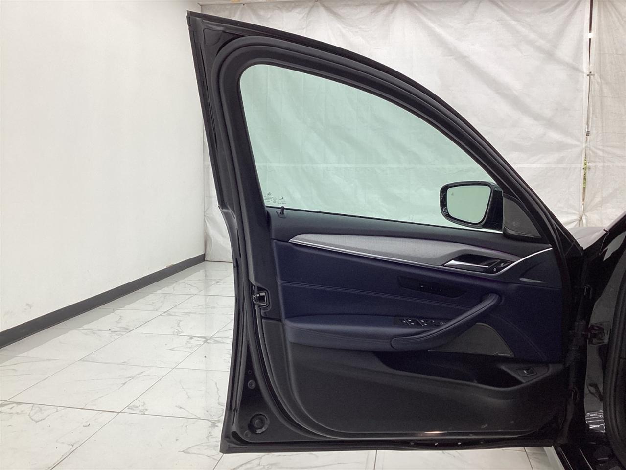 BMW 5 Series 540i xDrive Sedan 2019