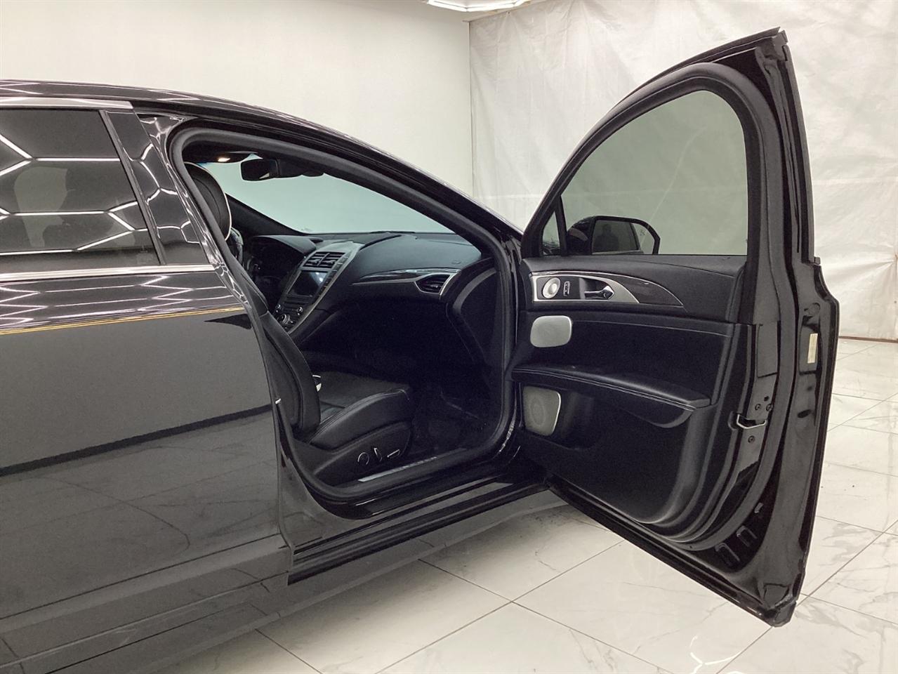 Lincoln MKZ Reserve AWD 2017