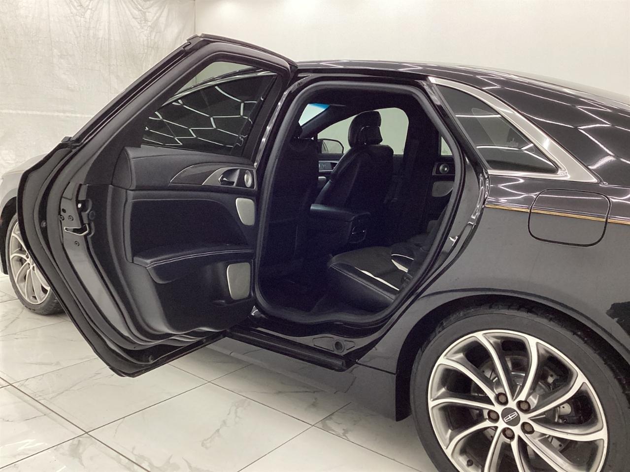 Lincoln MKZ Reserve AWD 2017