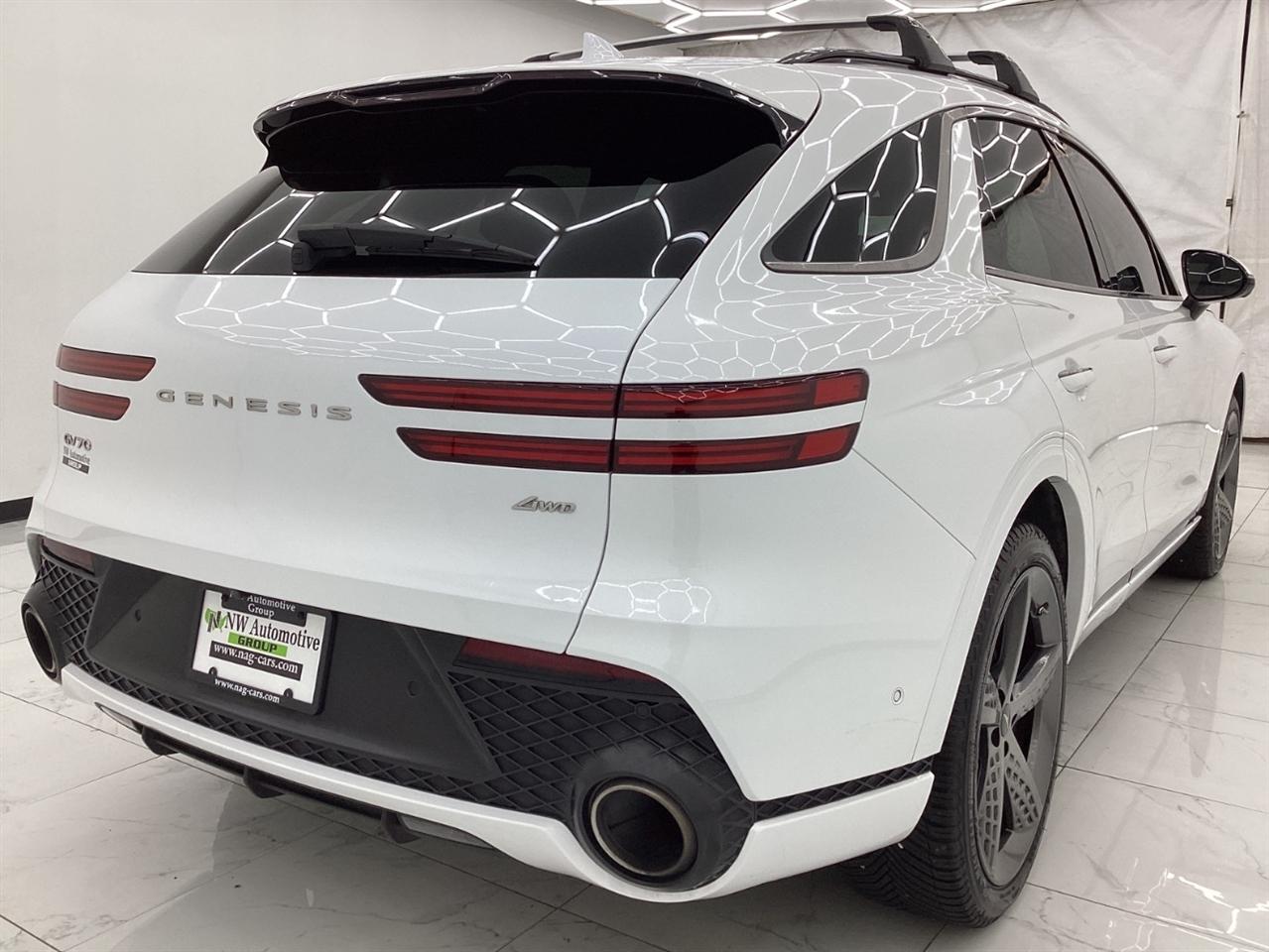Genesis GV70 2.5T AWD 2023
