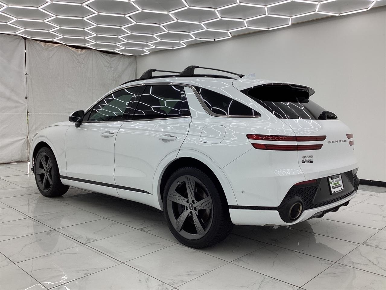Genesis GV70 2.5T AWD 2023