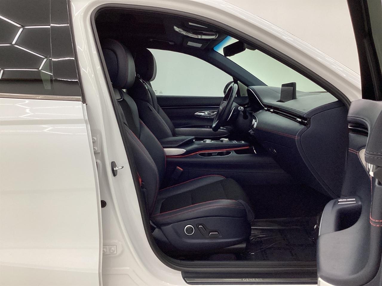 Genesis GV70 2.5T AWD 2023