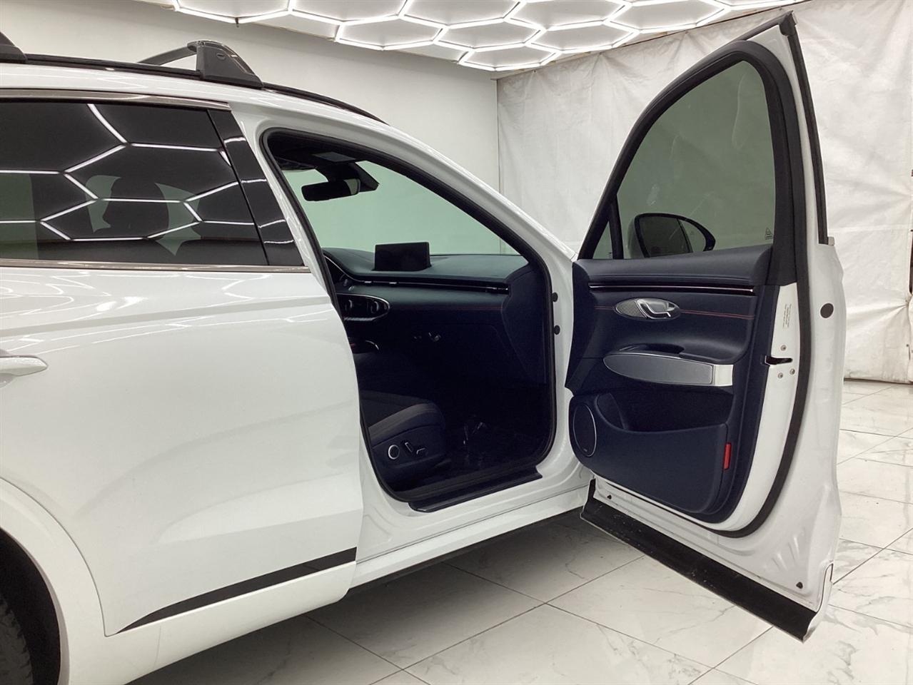 Genesis GV70 2.5T AWD 2023