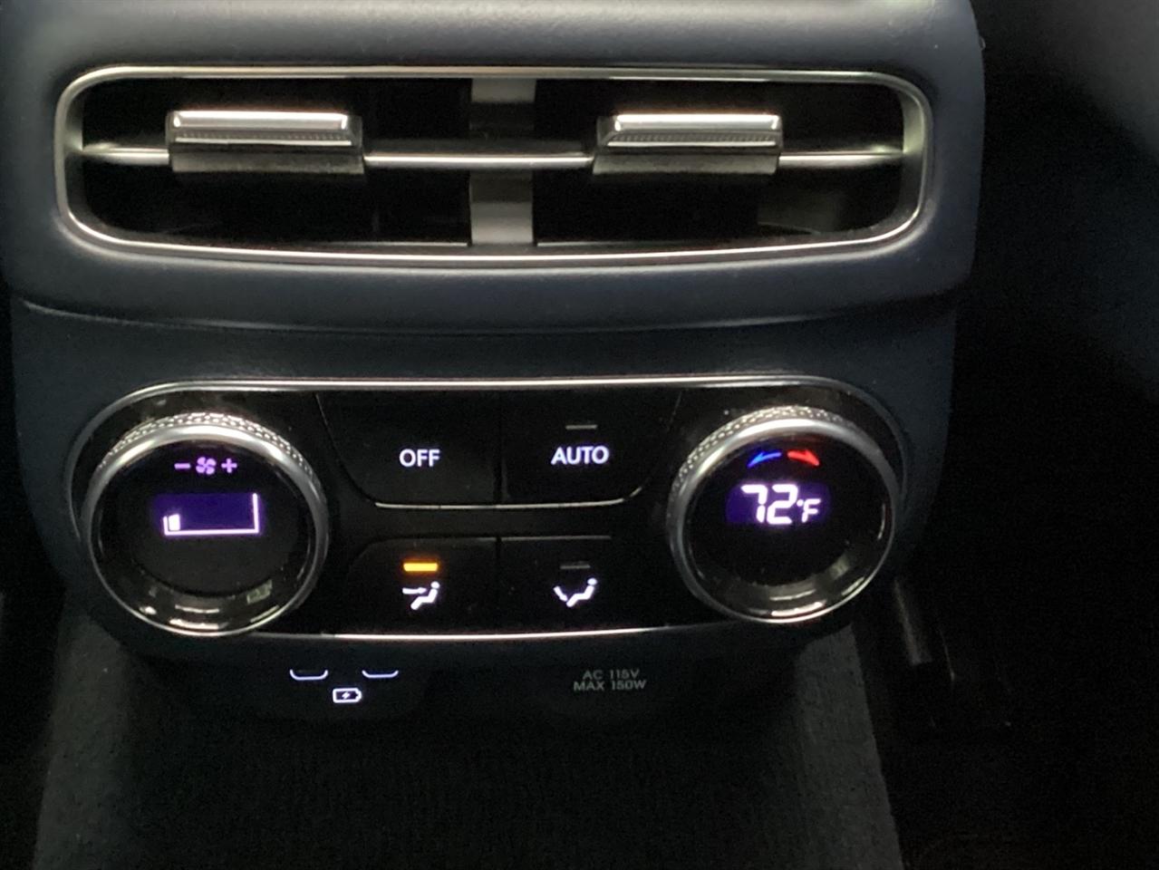 Genesis GV70 2.5T AWD 2023