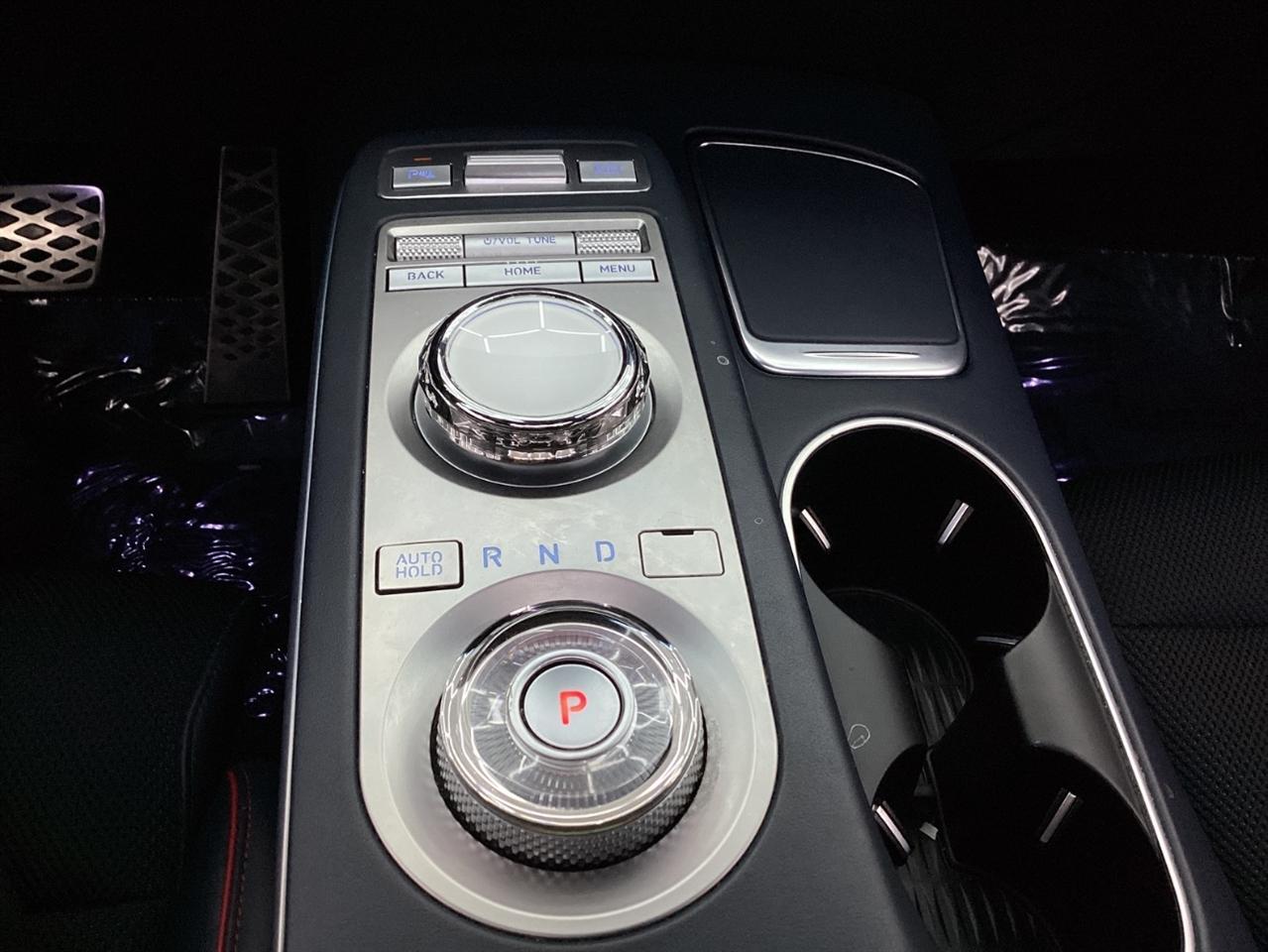 Genesis GV70 2.5T AWD 2023
