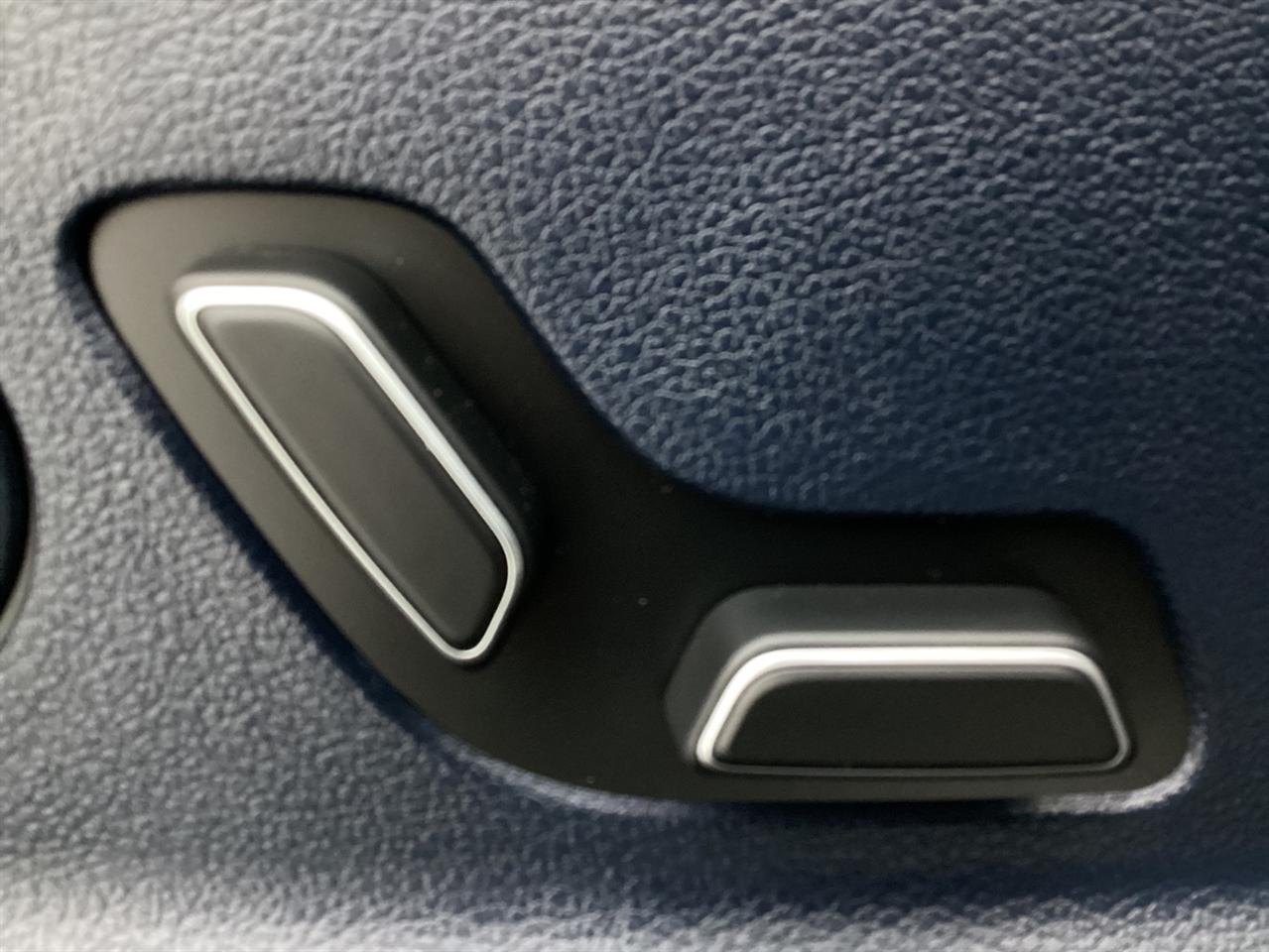 Genesis GV70 2.5T AWD 2023