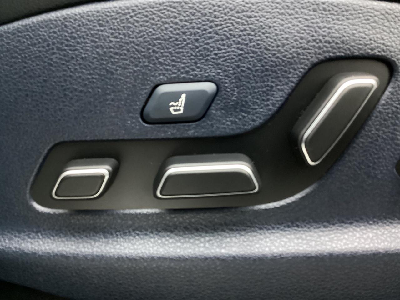 Genesis GV70 2.5T AWD 2023