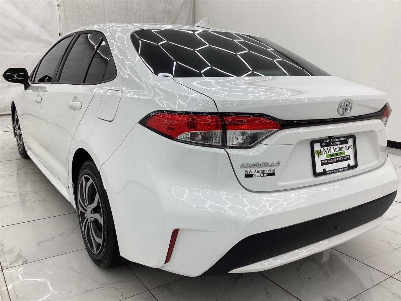 Toyota Corolla LE CVT (Natl) 2020