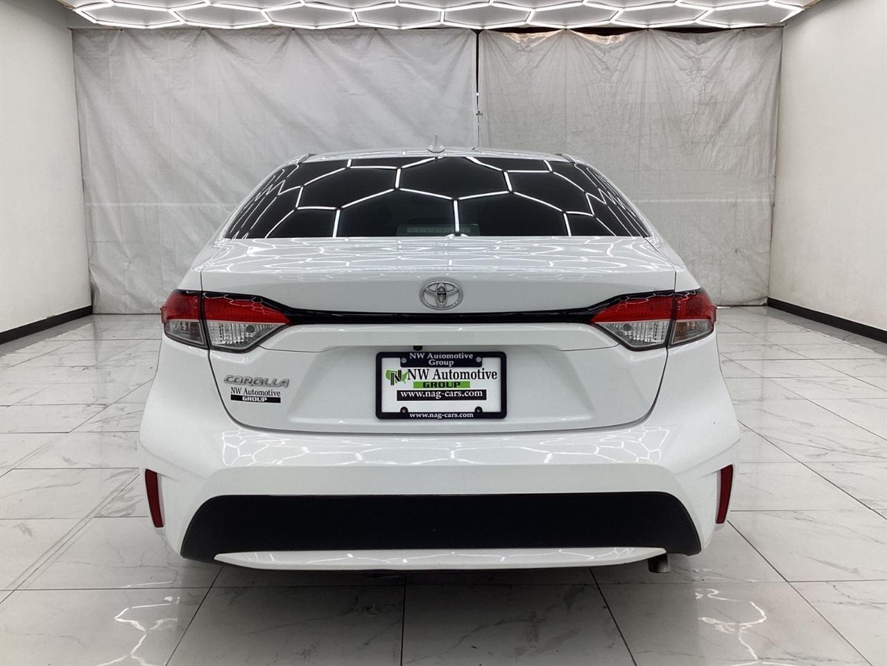 Toyota Corolla LE CVT (Natl) 2020