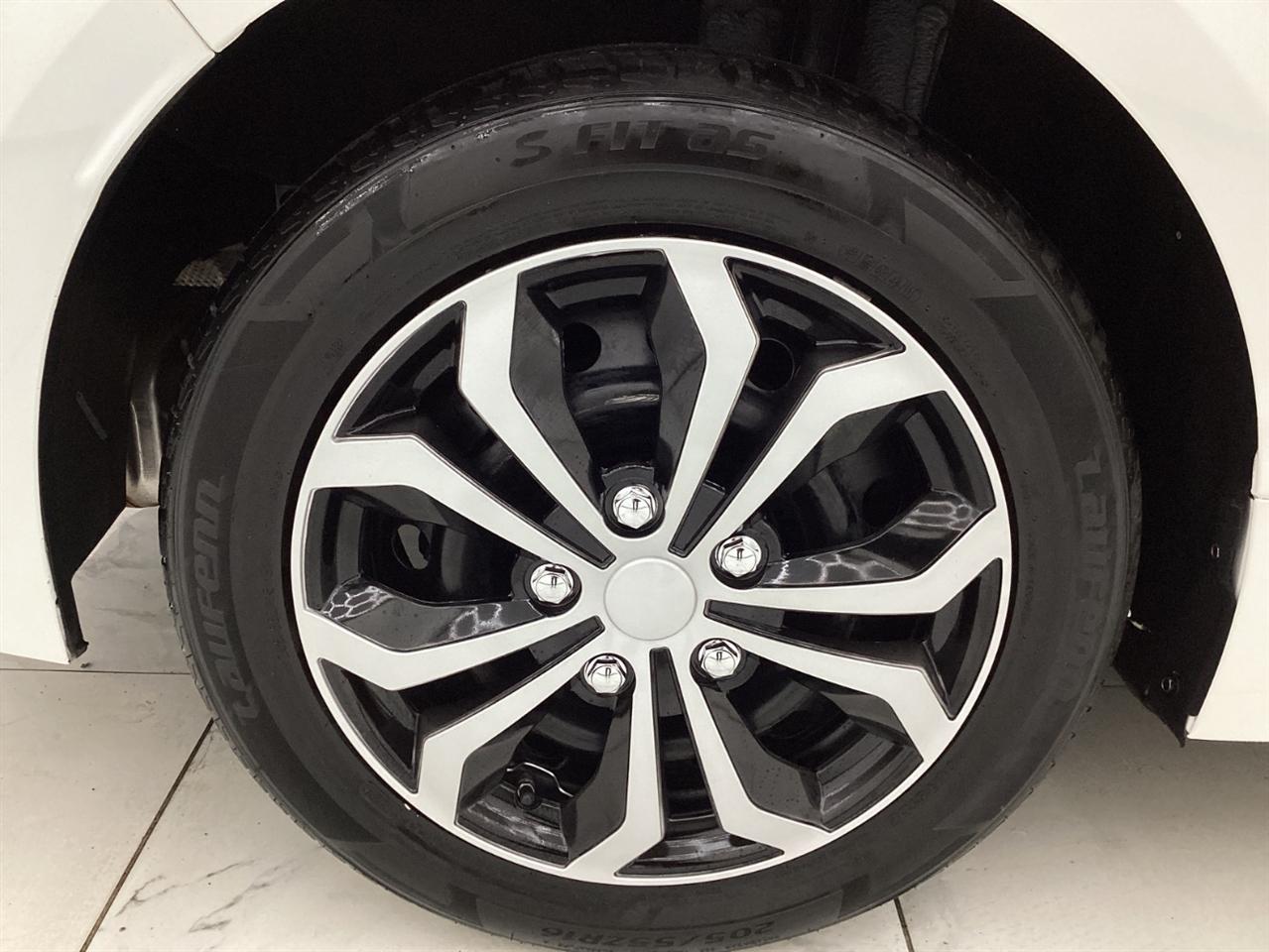 Toyota Corolla LE CVT (Natl) 2020