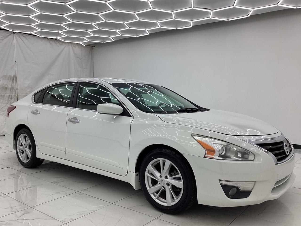 Nissan Altima 4dr Sdn I4 2.5 SV 2015