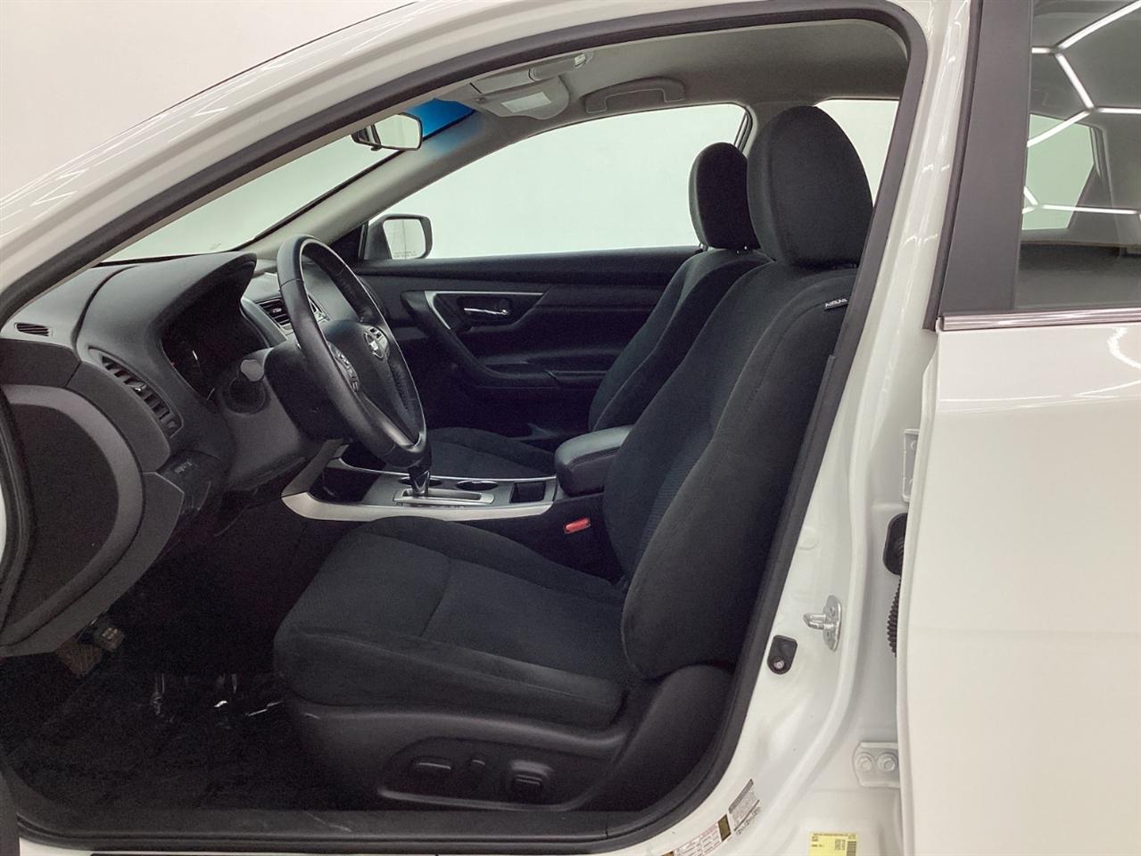 Nissan Altima 4dr Sdn I4 2.5 SV 2015